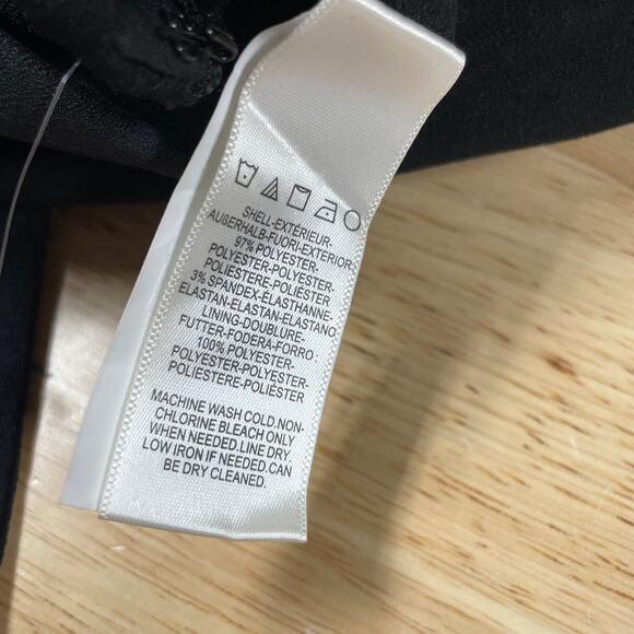 Dress The Population NWT Tiffany One-Shoulder Jumpsuit Size XL Black Pockets - Picture 4 of 9